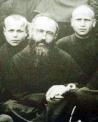 Święty Maksymilian Maria Kolbe i jego współbracia