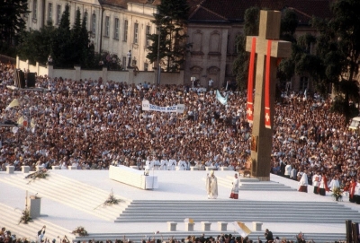 Św. Jan Paweł II na Placu Zwycięstwa w Warszawie, 2 czerwca 1979 r.